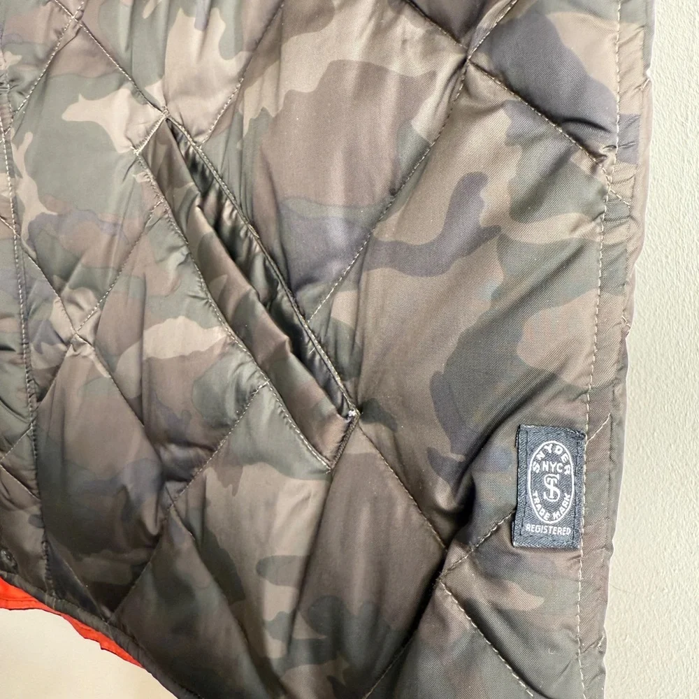 Todd Snyder Camouflage Quilted Vest with Orange Lining - Picture 5 of 6